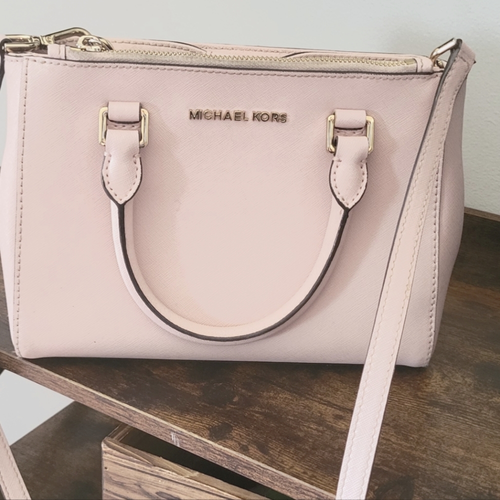 Michael Kors medium selma stiffano leather satchel